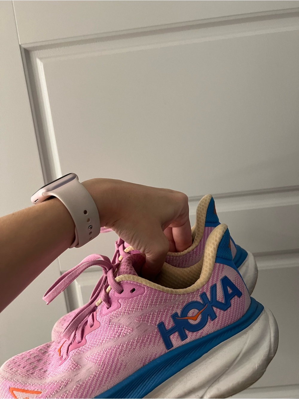 Hoka Womens Clifton 9 Pink with Blue Logo Sneakers Size 6